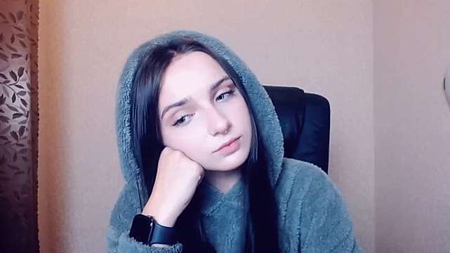 LucillleLeroy naked stripping on cam for live sex video chat
