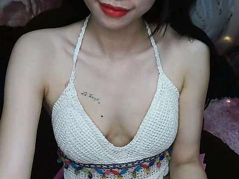 lucy_Sia naked stripping on cam for live sex video chat