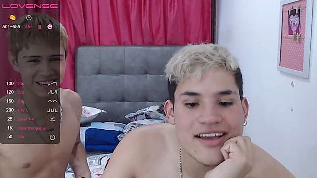 manu_troy18 naked stripping on cam for live sex video chat