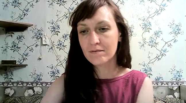MarieODahliaS naked stripping on cam for live sex video chat