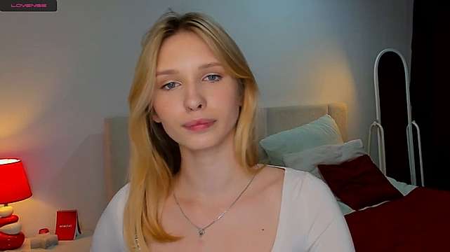 Mary__Icon naked stripping on cam for live sex video chat