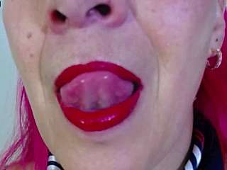 mature_naugthy naked stripping on cam for live sex video chat