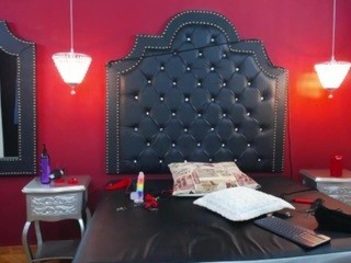 Minerva, ? nude on cam – live sex chat