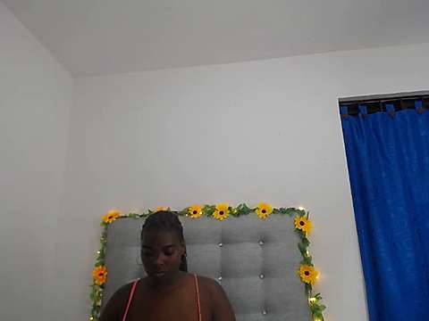 NaomyBelle naked stripping on cam for live sex video chat