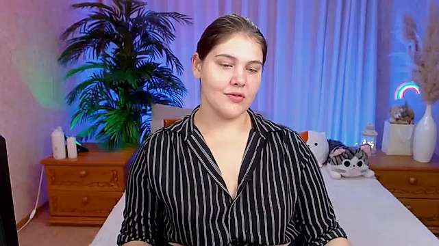 PreciousRachel naked stripping on cam for live sex video chat