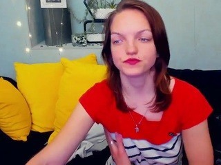 RachelYoungg nude on cam – live sex chat