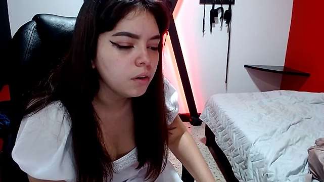 RhomeoXJulietha naked stripping on cam for live sex video chat