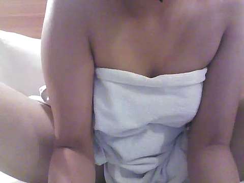Saviah6969 naked stripping on cam for live sex video chat