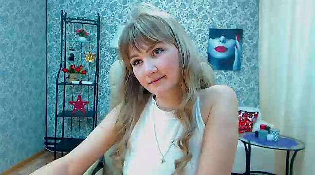 SophiasWood1 naked stripping on cam for live sex video chat
