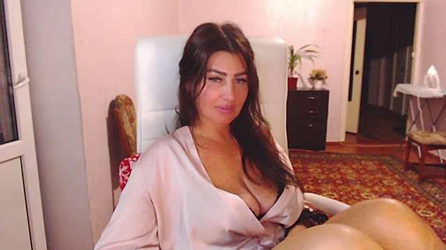 Sweetcandi12 naked stripping on cam for live sex video chat