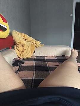 tanyakoss@xh naked stripping on cam for live sex video chat
