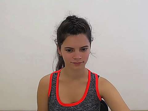 Teen_lussi naked stripping on cam for live sex video chat