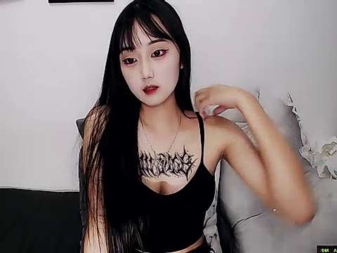 _ToYoTA_ naked stripping on cam for live sex video chat