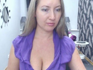 Valerykiwi nude on cam – live sex chat