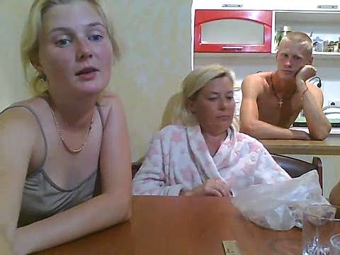 Veronica__18 naked stripping on cam for live sex video chat