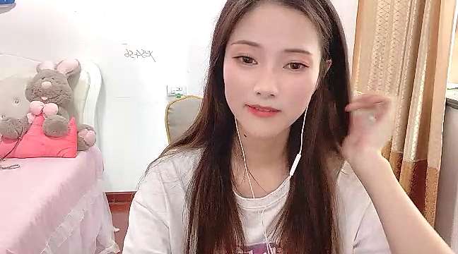 XiaoXue– naked stripping on cam for live sex video chat