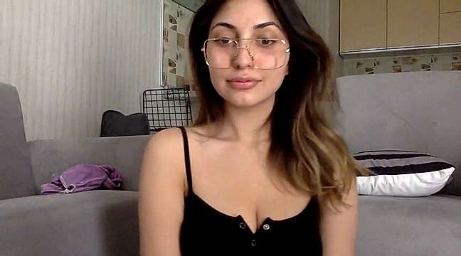 yednull naked stripping on cam for live sex video chat
