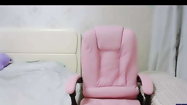 AHxiaojing naked stripping on cam for live sex video chat