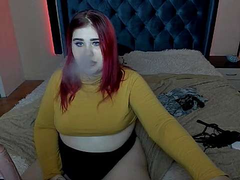 bbw_wiki naked stripping on cam for live sex video chat