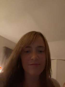 chubbysweetemma naked stripping on cam for live sex video chat