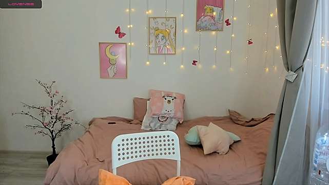 Daniella_Cortez naked stripping on cam for live sex video chat