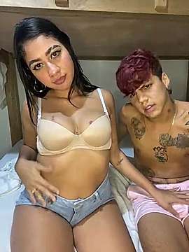 david_sophiex naked stripping on cam for live sex video chat