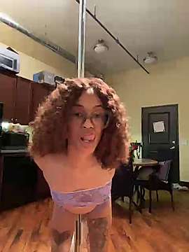 eunique3z naked stripping on cam for live sex video chat