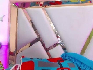 ?, ??-??? nude on cam – live sex chat