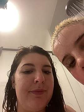 Felicitytakes naked stripping on cam for live sex video chat