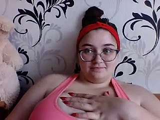 i_fucked_u_yesterdayy naked stripping on cam for live sex video chat