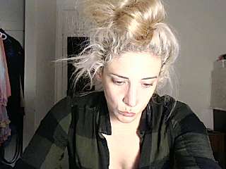 its_nightlight naked stripping on cam for live sex video chat