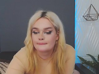 IvyKiss nude on cam – live sex chat