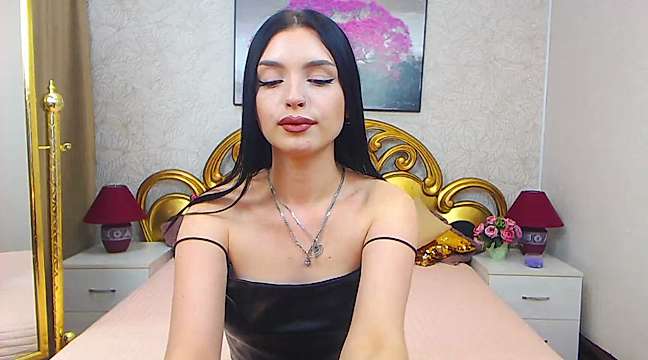 JeanPrice1 naked stripping on cam for live sex video chat