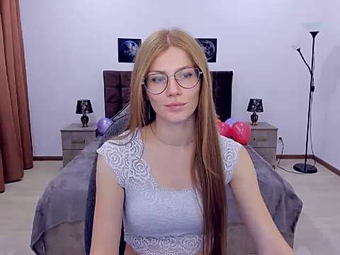 JinnaGreat naked stripping on cam for live sex video chat