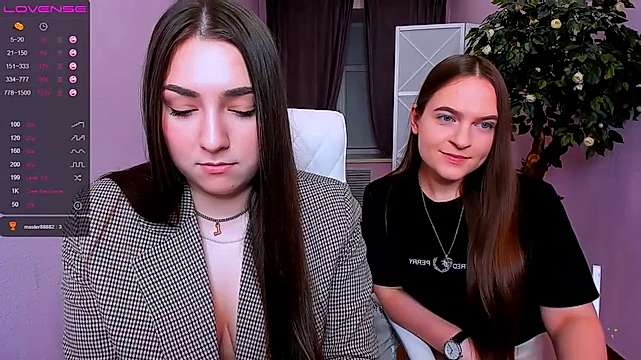 Judi_ju1cy naked stripping on cam for live sex video chat