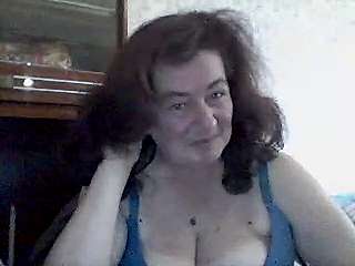 kriss_hurdlove naked stripping on cam for live sex video chat
