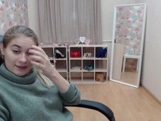 Leynelle nude on cam – live sex chat
