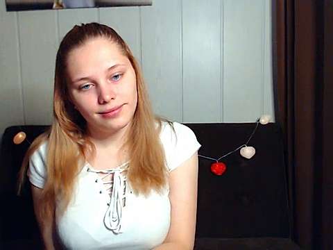 lissikunis naked stripping on cam for live sex video chat