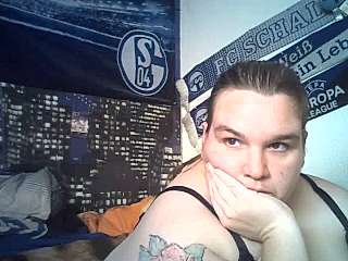 Michaelkristen12 naked stripping on cam for live sex video chat