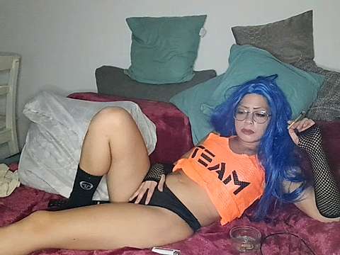 MilaLuder naked stripping on cam for live sex video chat