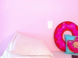 Naishaferreira nude on cam – live sex chat