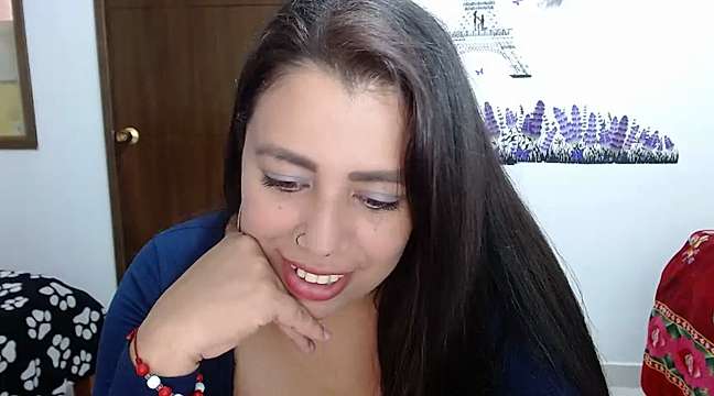 Noha_Greys naked stripping on cam for live sex video chat