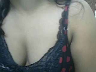 Royal_madhu naked stripping on cam for live sex video chat