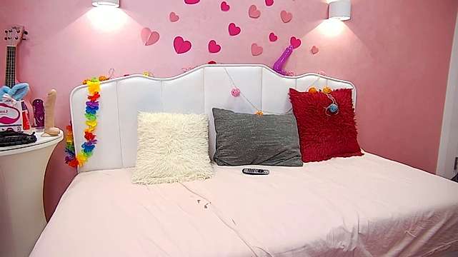 Softie_Sofy naked stripping on cam for live sex video chat