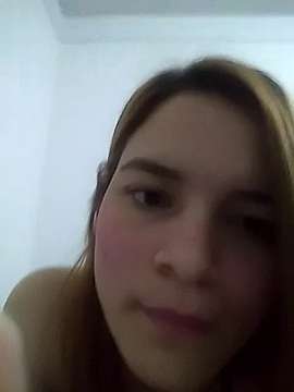SthepanieRosse naked stripping on cam for live sex video chat