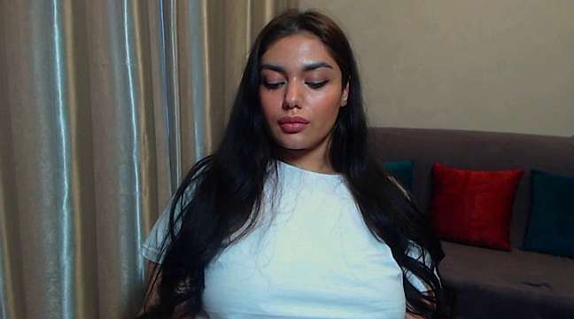 Sweet_Khalifa naked stripping on cam for live sex video chat