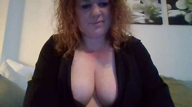 sweetcouple2019 naked stripping on cam for live sex video chat