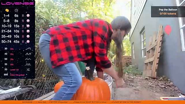 The_Salt_Mines naked stripping on cam for live sex video chat