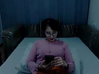 tinashy naked stripping on cam for live sex video chat
