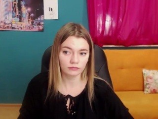 VeciPebb nude on cam – live sex chat